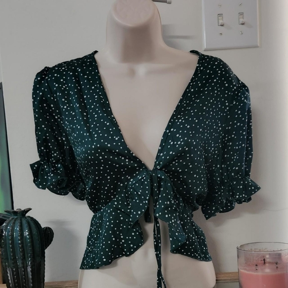 Tie up top - Picture 1 of 3